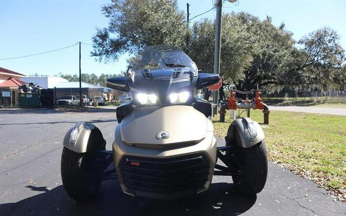 2019 Can-Am® Spyder® F3-T