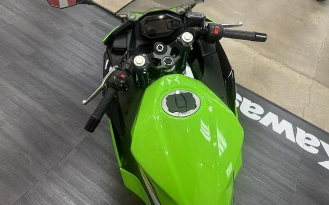 2025 Kawasaki Ninja 500 KRT Edition
