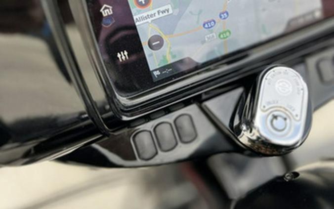 2022 Harley-Davidson FLHXS - Street Glide Special