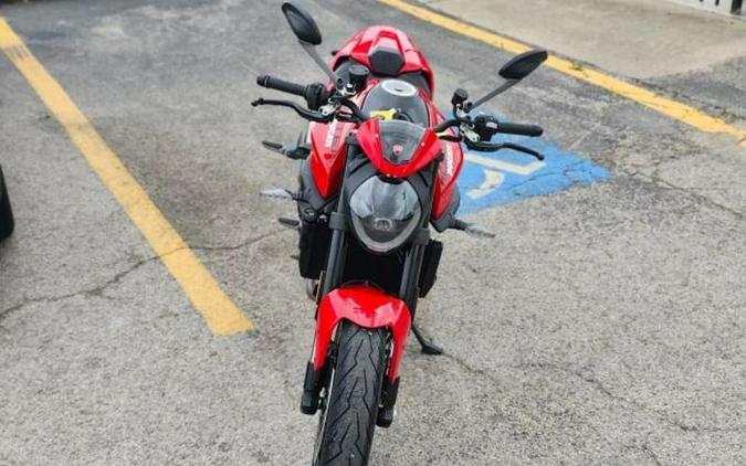 2022 Ducati Monster 937 Plus