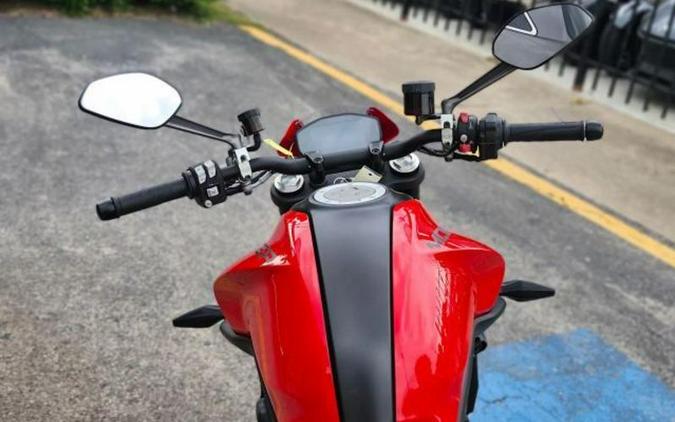 2022 Ducati Monster 937 Plus