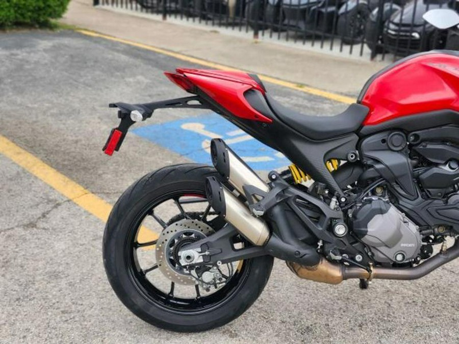 2022 Ducati Monster 937 Plus