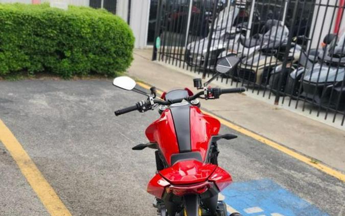 2022 Ducati Monster 937 Plus
