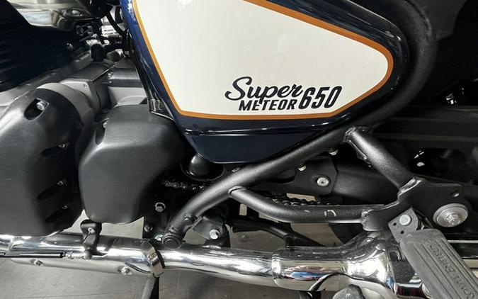 2024 Royal Enfield SUPER METEOR 650 CELESTIAL VUMT30MI