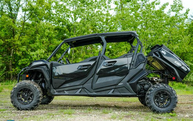 2024 Can-Am® Commander MAX XT 700