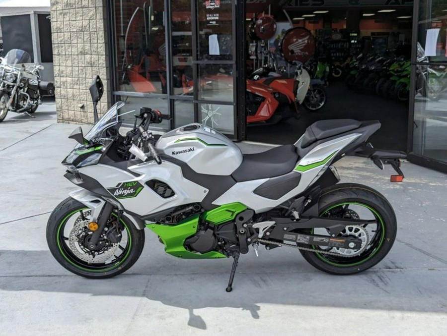 2024 Kawasaki Ninja® 7 Hybrid ABS