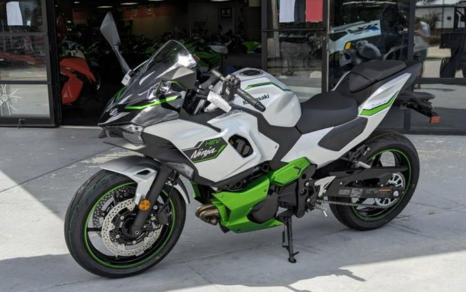 2024 Kawasaki Ninja® 7 Hybrid ABS