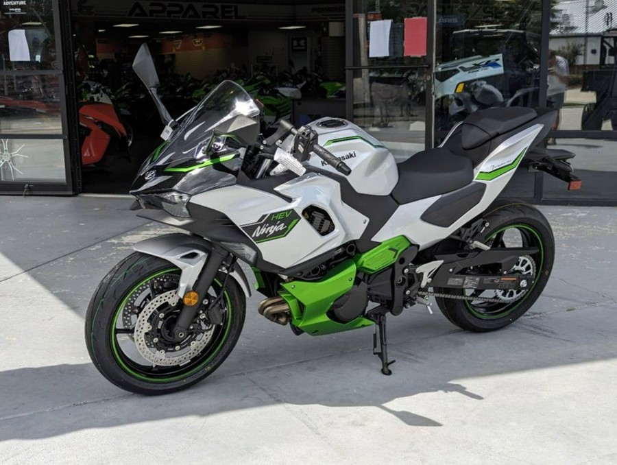 2024 Kawasaki Ninja® 7 Hybrid ABS