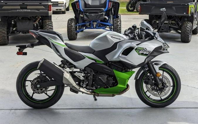 2024 Kawasaki Ninja® 7 Hybrid ABS