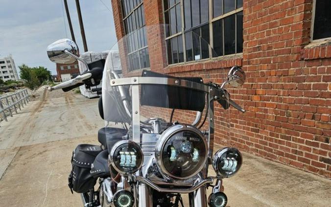 2015 Harley-Davidson Softail® Heritage Softail® Classic