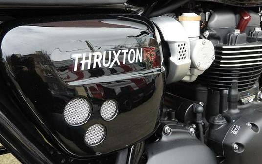 2024 Triumph Thruxton RS Jet Black / Silver Ice