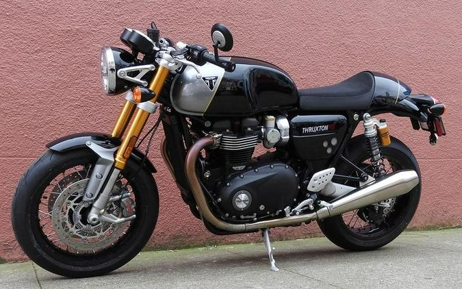 2024 Triumph Thruxton RS Jet Black / Silver Ice