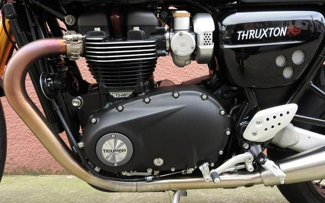 2024 Triumph Thruxton RS Jet Black / Silver Ice