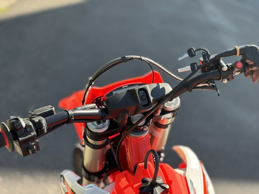 2025 BETA 125 RR 2-Stroke 125 2-Stroke
