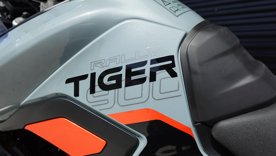2026 Triumph Tiger 900 Desert Edition