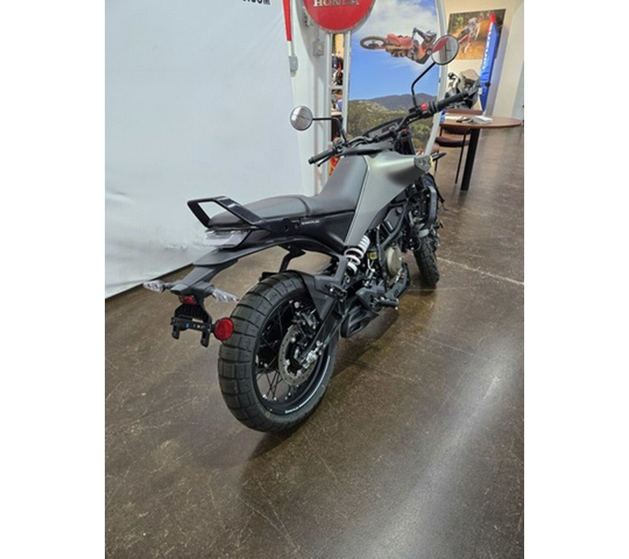 2024 Husqvarna SVARTPILEN 401