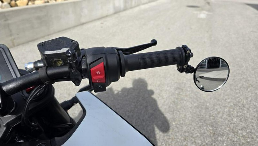 2024 Husqvarna® Svartpilen 401