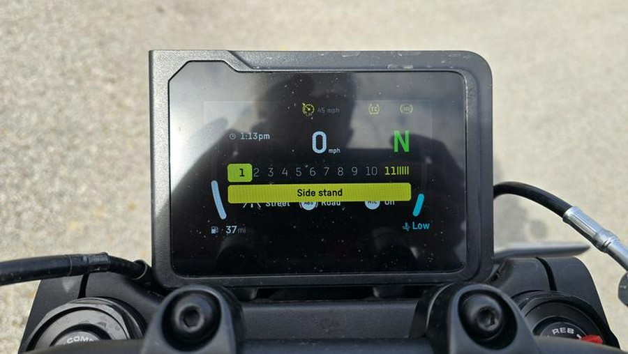 2024 Husqvarna® Svartpilen 401