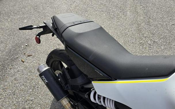 2024 Husqvarna® Svartpilen 401