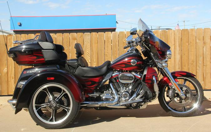 2022 Harley-Davidson CVO Tri Glide