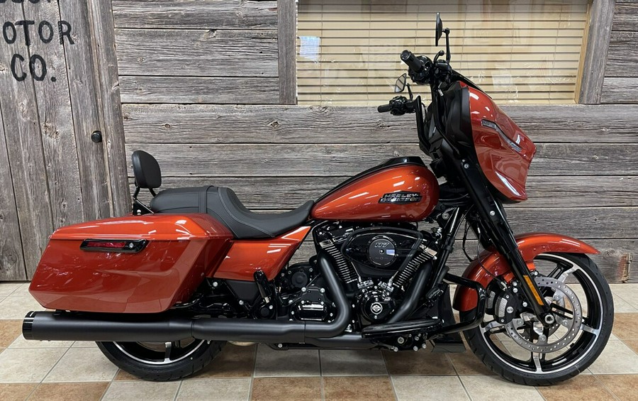 2024 Harley-Davidson Street Glide® Whiskey Fire - Black Finish