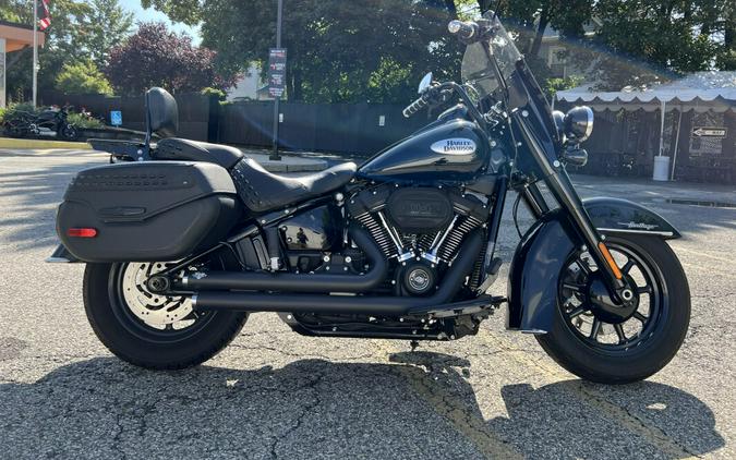 2022 Harley-Davidson Heritage Classic 114 Vivid Black