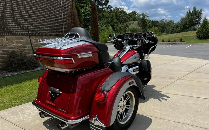 2019 Harley-Davidson® FLHTCUTG - Tri Glide® Ultra