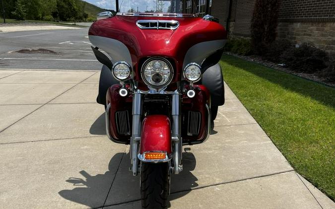 2019 Harley-Davidson® FLHTCUTG - Tri Glide® Ultra