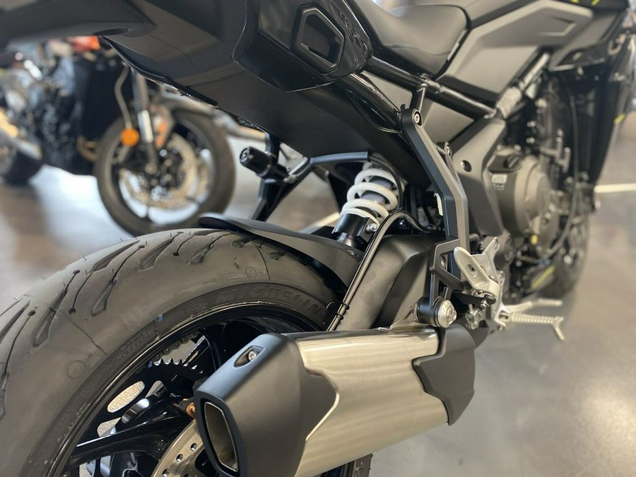 2025 Triumph Tiger 800 Sport