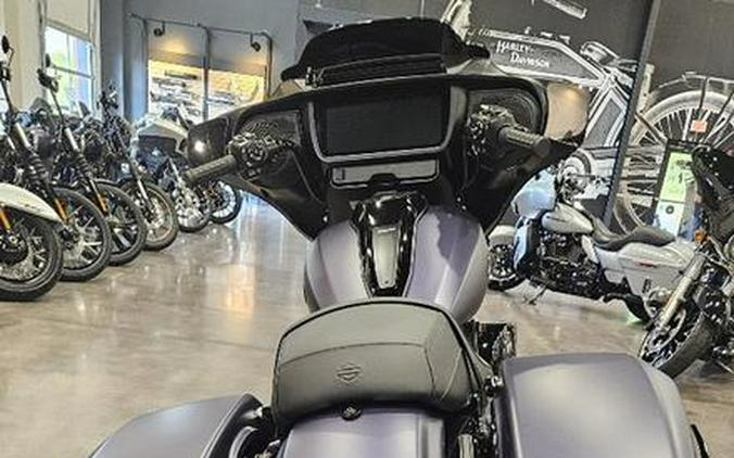 2025 Harley-Davidson® FLHX - Street Glide®