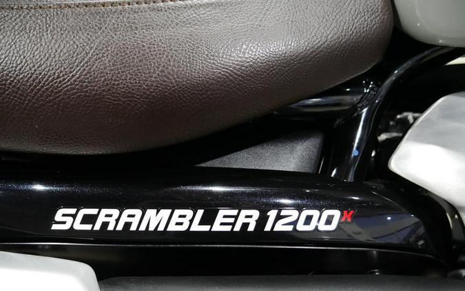 2025 Triumph Scrambler 1200 X Ash Grey