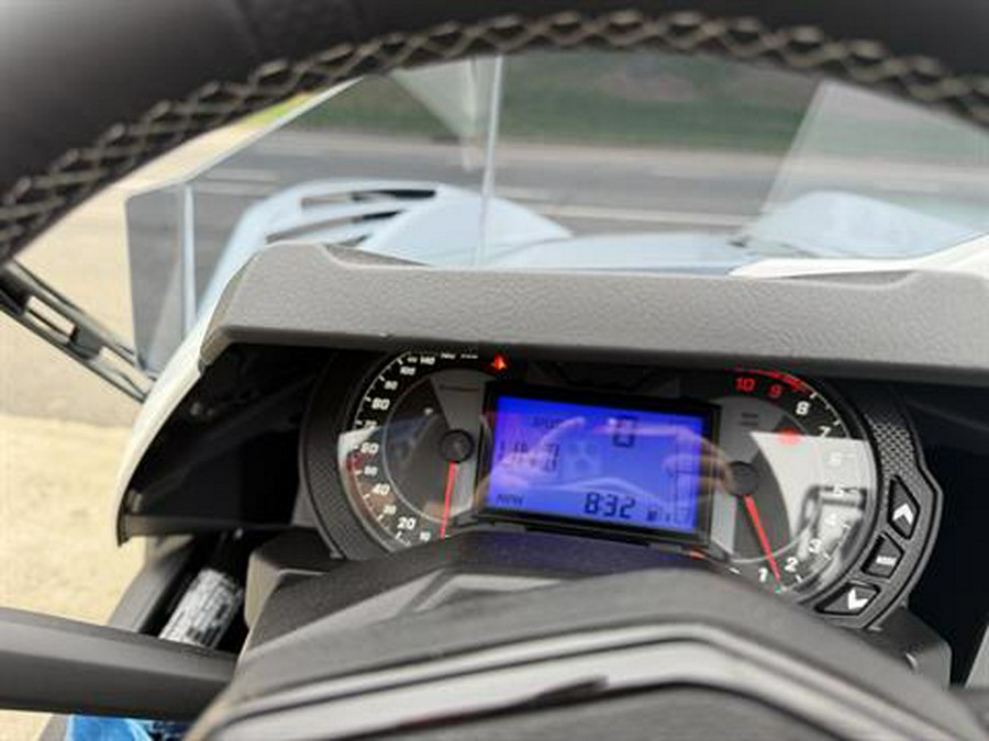 2026 Slingshot Slingshot R - Manual