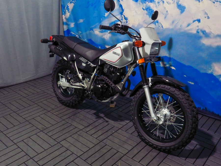 2027 Yamaha TW200