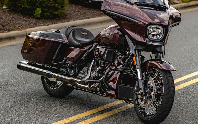 FLHXSE 2024 CVO™ Street Glide®