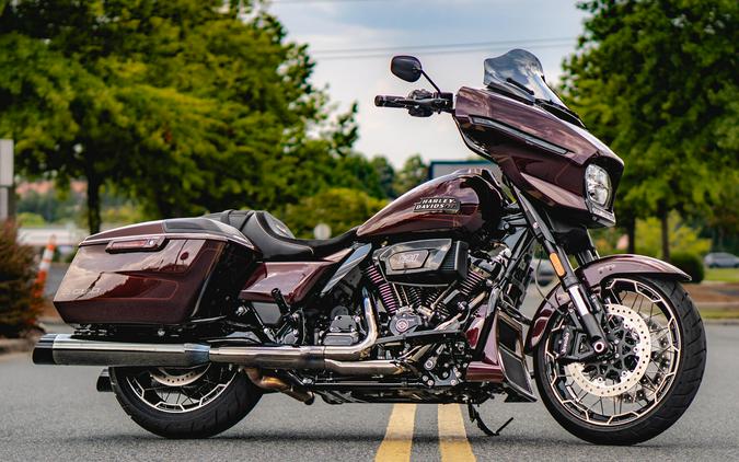 FLHXSE 2024 CVO™ Street Glide®
