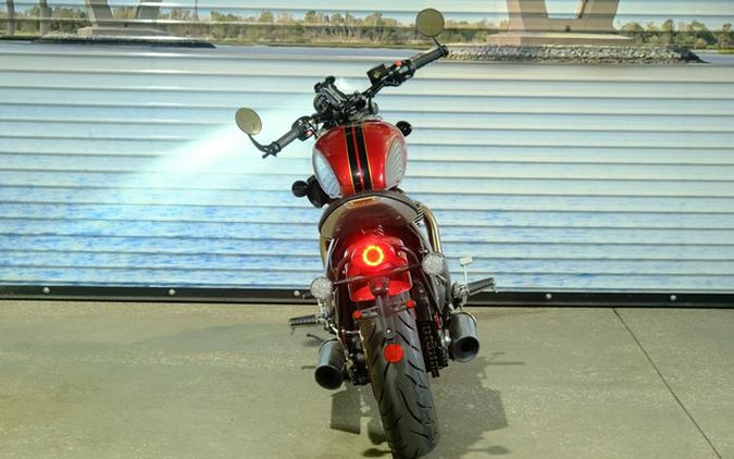 2022 Triumph BOBBER GOLD LINE