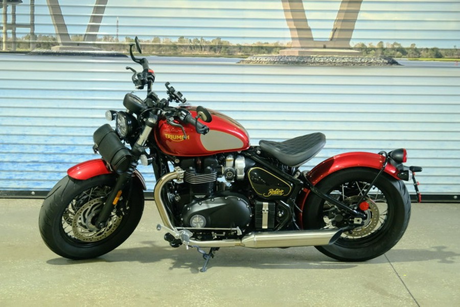 2022 Triumph BOBBER GOLD LINE