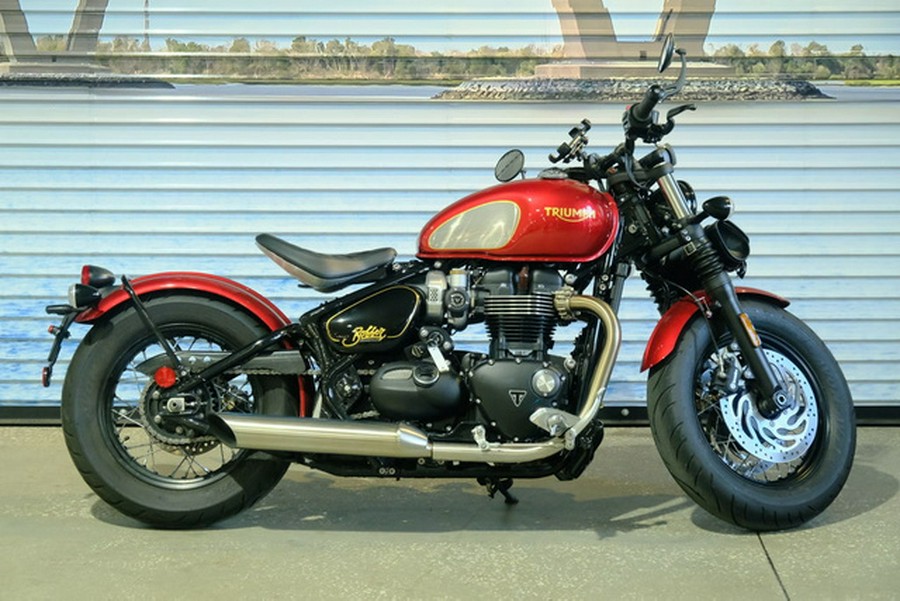 2022 Triumph BOBBER GOLD LINE