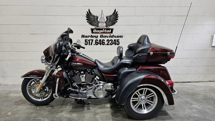 2019 Harley-Davidson® FLHTCUTG - Tri Glide® Ultra