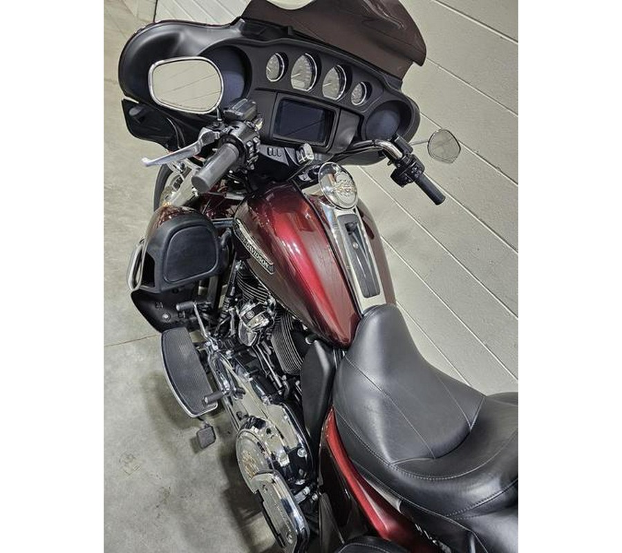 2019 Harley-Davidson® FLHTCUTG - Tri Glide® Ultra