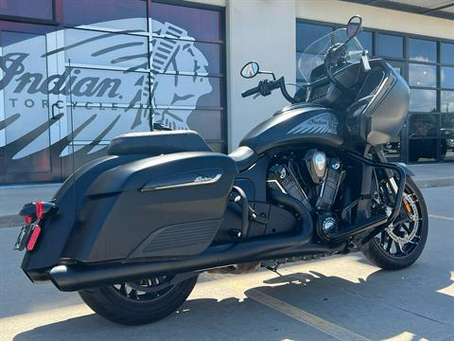 2020 Indian Motorcycle Challenger® Dark Horse®