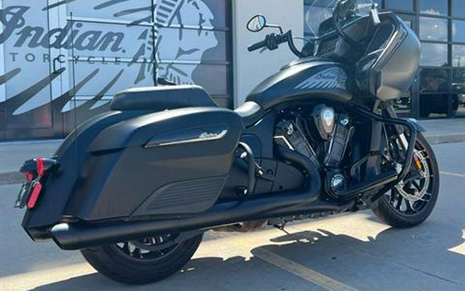 2020 Indian Motorcycle Challenger® Dark Horse®