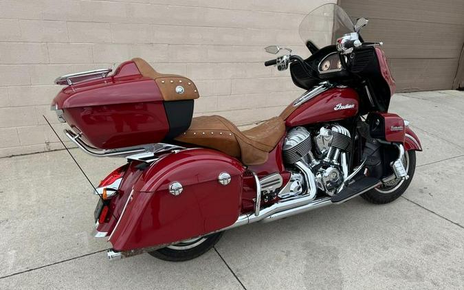 2015 Indian Motorcycle® Roadmaster™ Indian Red