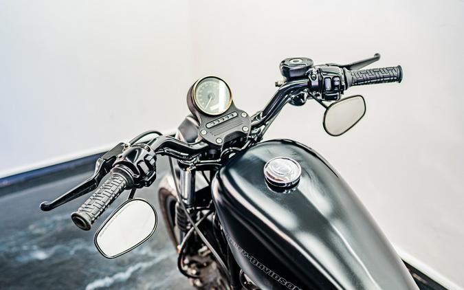 2011 Harley-Davidson Sportster® Iron 883™