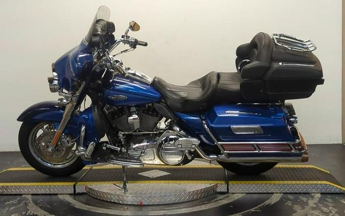 2007 Harley-Davidson® FLHTCUSE2 - Ultra Classic® Screamin' Eagle® Electra Glide®