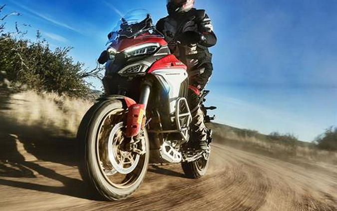 2024 Ducati Multistrada V4 S Travel & Radar Spoked Wheels