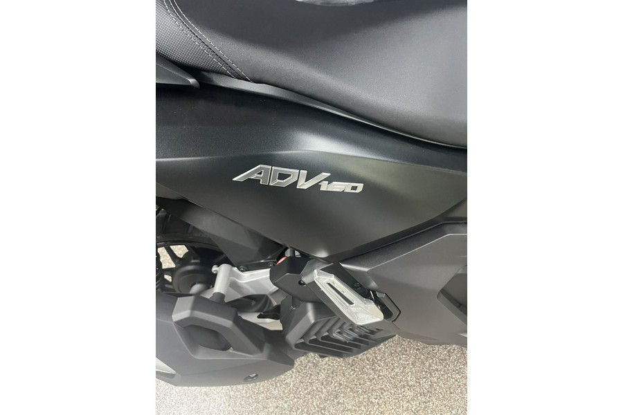 2025 Honda ADV 160