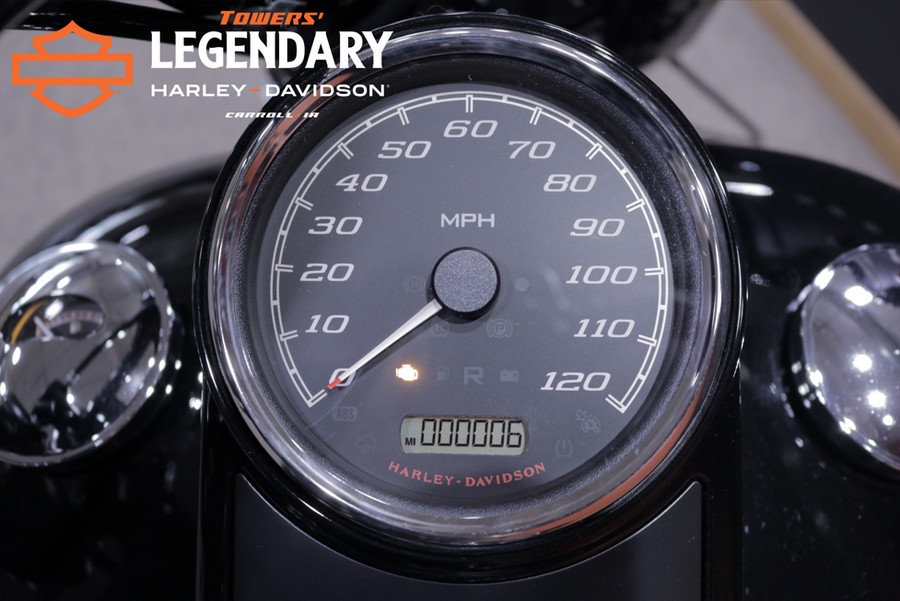 FLHRXS 2025 Road King™ Special