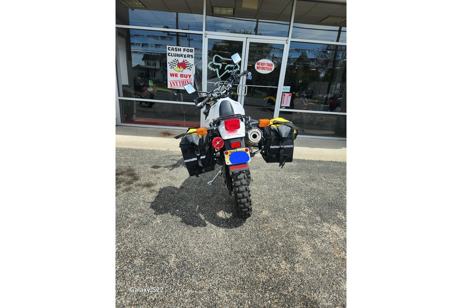 2018 Suzuki DR650SEL8