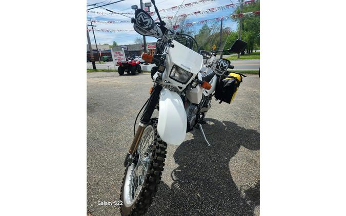 2018 Suzuki DR650SEL8